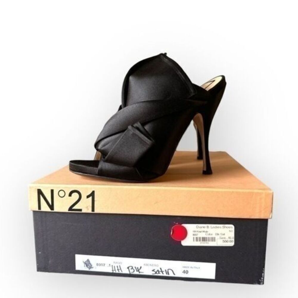 No21 Alessandro Dell Acqua Black Satin Knot Mule Heels Origami Bow Peep Toe IT40